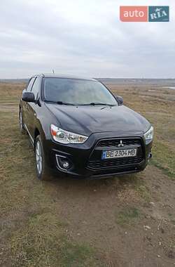 Mitsubishi Outlander Sport  2015