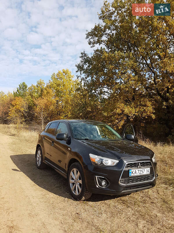 Mitsubishi Outlander Sport