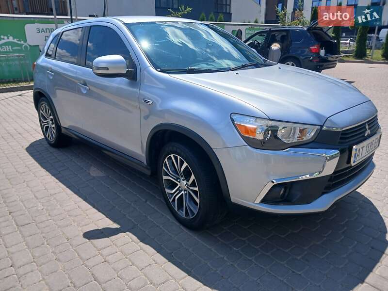 Mitsubishi Outlander Sport