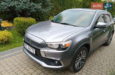 Mitsubishi Outlander Sport 2016