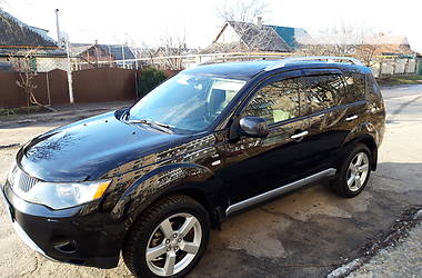 Mitsubishi Outlander XL  2008