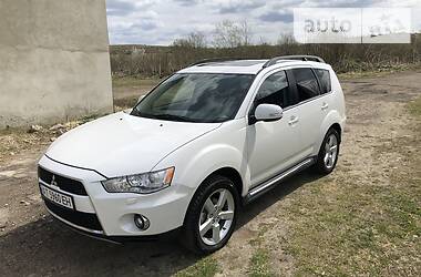 Mitsubishi Outlander XL 4x4 Automat 7 міс 2010