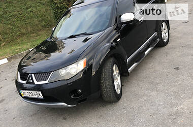 Mitsubishi Outlander XL  2007