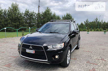 Mitsubishi Outlander XL FULL 2011