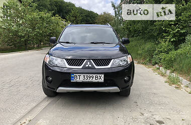 Mitsubishi Outlander XL  2009