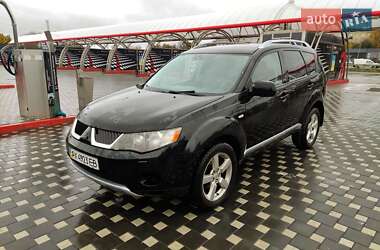 Mitsubishi Outlander XL  2007