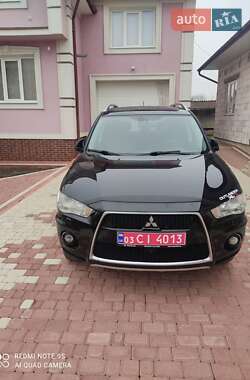 Mitsubishi Outlander XL  2010
