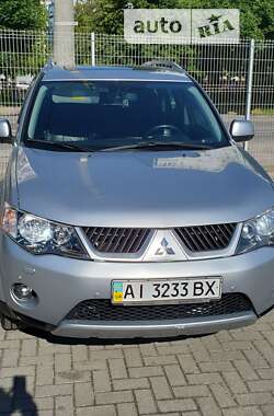 Mitsubishi Outlander XL  2008