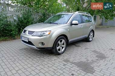 Mitsubishi Outlander XL  2008