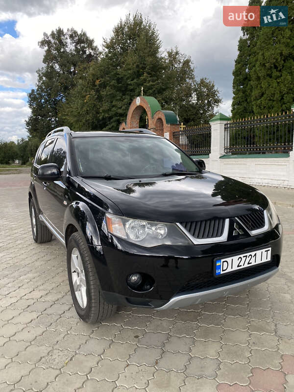 Mitsubishi Outlander XL 2007 року в Сумах