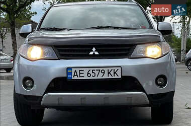 Mitsubishi Outlander XL  2008