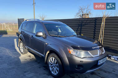 Mitsubishi Outlander XL  2008