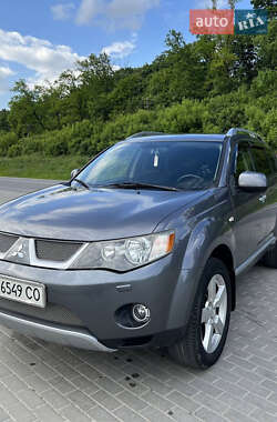 Mitsubishi Outlander XL  2007