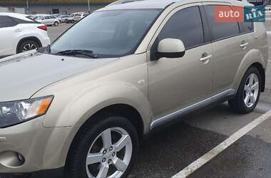 Mitsubishi Outlander XL 2008