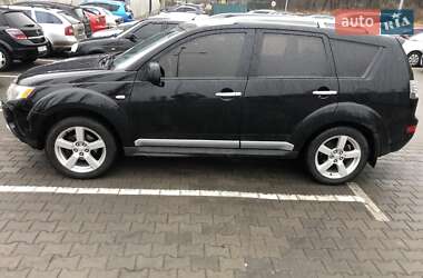 Mitsubishi Outlander XL  2008