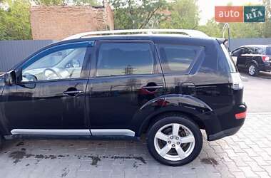 Mitsubishi Outlander XL  2007