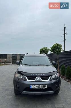 Mitsubishi Outlander XL  2008