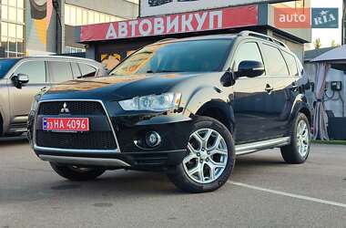 Mitsubishi Outlander XL  2010