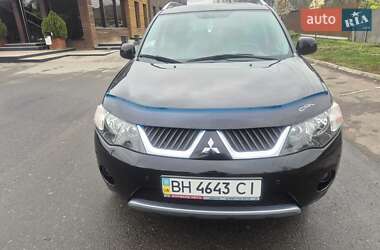 Mitsubishi Outlander XL  2008