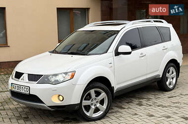 Mitsubishi Outlander XL  2008