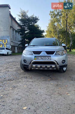 Mitsubishi Outlander XL 2009