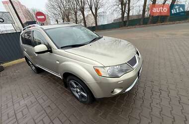 Mitsubishi Outlander XL  2007