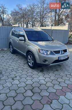 Mitsubishi Outlander XL 2008