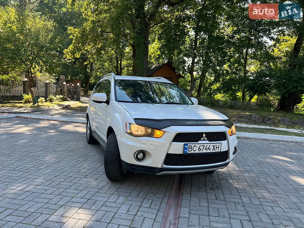 2010 Mitsubishi Outlander - мініатюра 5