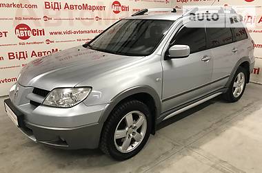 Mitsubishi Outlander  2005