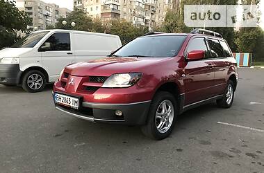 Mitsubishi Outlander  2003