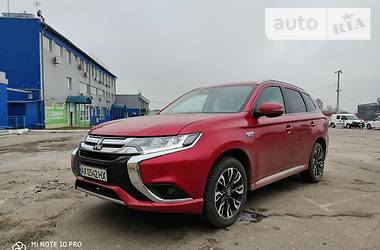 Mitsubishi Outlander  2018