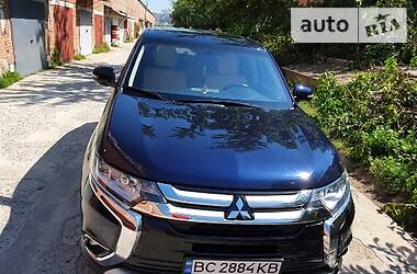 Mitsubishi Outlander  2017