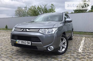 Mitsubishi Outlander  2013