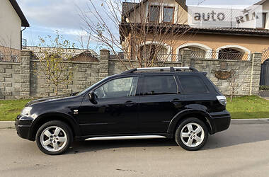 Mitsubishi Outlander  2006