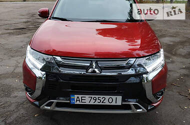 Mitsubishi Outlander  2018