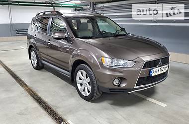 Mitsubishi Outlander Ultimate 2012