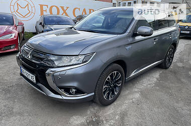 Mitsubishi Outlander 2.0 AT 4WD Ultimate 2015