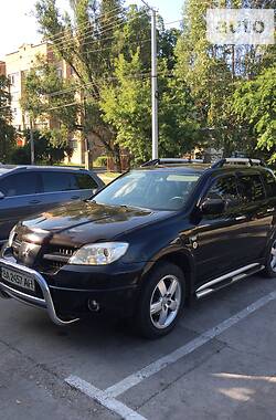 Mitsubishi Outlander  2007