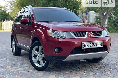 Mitsubishi Outlander  2008