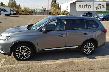 Mitsubishi Outlander  2018