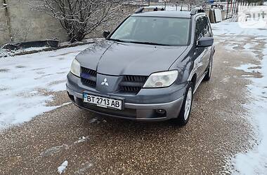 Mitsubishi Outlander  2005