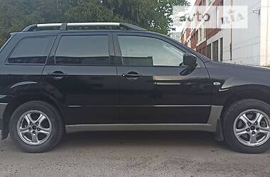 Mitsubishi Outlander  2003