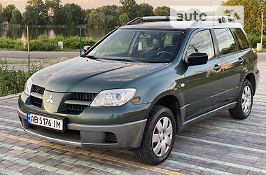 Mitsubishi Outlander  2006