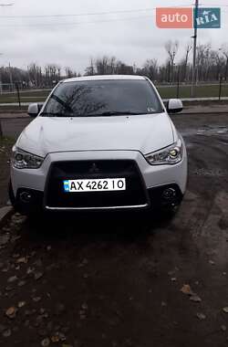 Mitsubishi Outlander  2015