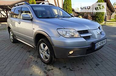 Mitsubishi Outlander 4WD 2005