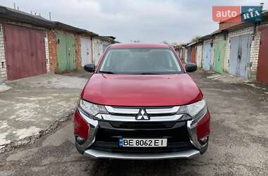 Mitsubishi Outlander  2016