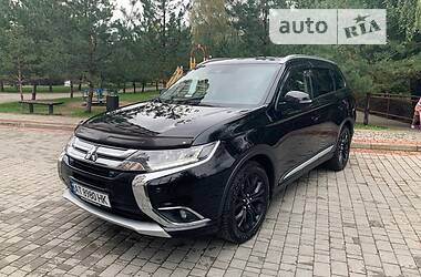 Mitsubishi Outlander  2018