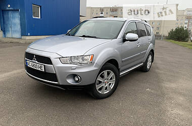 Mitsubishi Outlander 4WD 2011