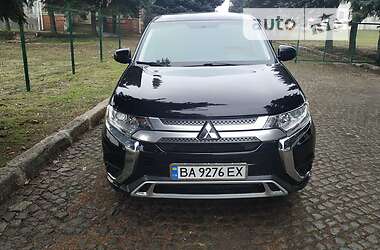 Mitsubishi Outlander  2018