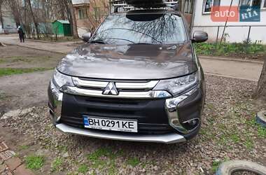 Mitsubishi Outlander  2017